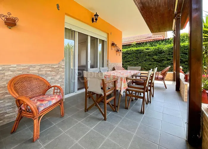 Private Paradise In *